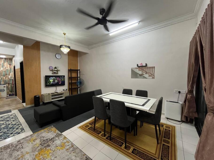 Homestay By Sue, Ipoh