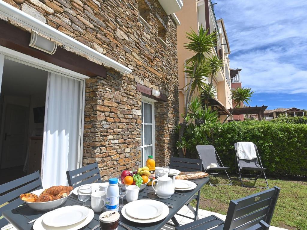 Apartment Le Village - C6013 by Interhome - 2