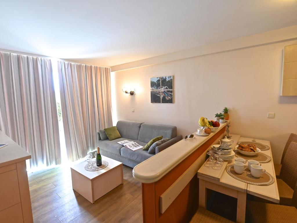 Apartment Le Village - C6013 by Interhome - 3