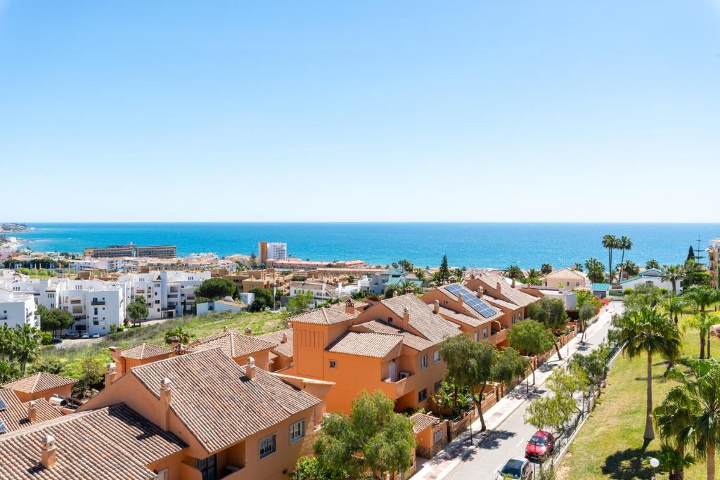 Penthouse La Cala with dual terraces and spectacular ocean views - 2