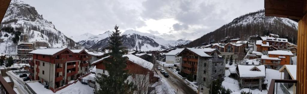 Apt with balcony and beautiful view in Val-d'Isère - 2