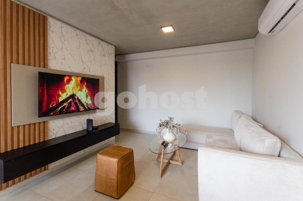 Elegant apartment steps from Villa Morra - 2