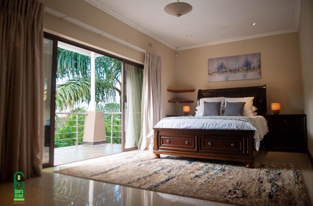 Su's Crest, Blantyre