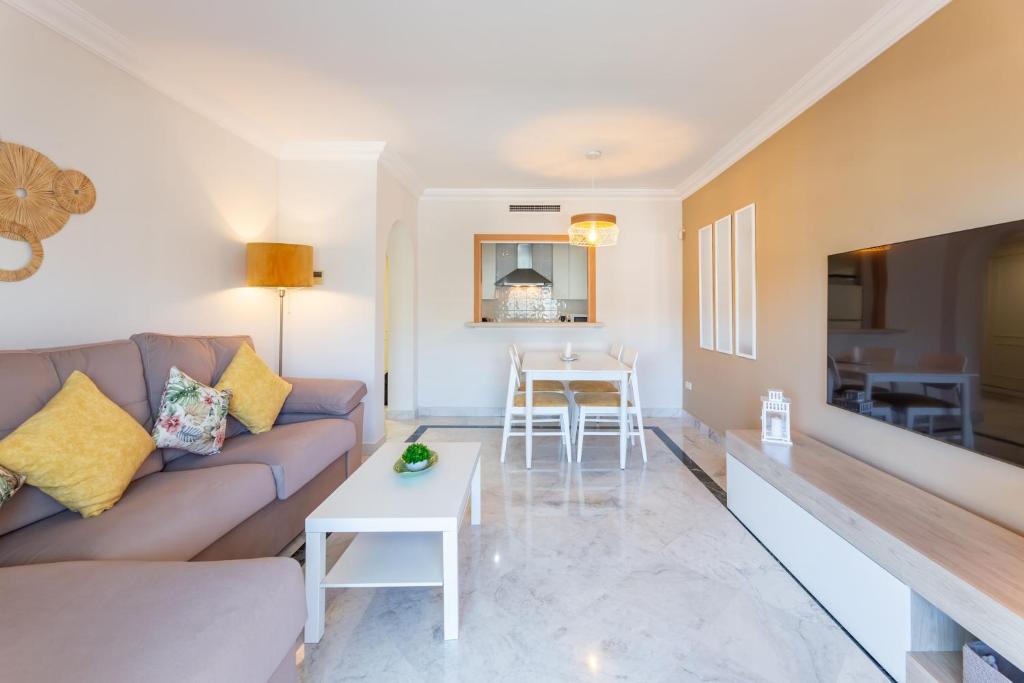 Apartamento Aqua Banús 2 - 3