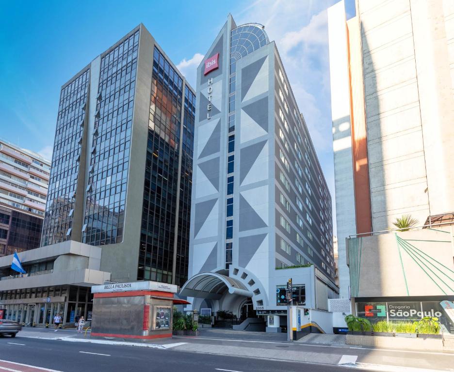 イビス サンパウロ パウリスタ (ibis São Paulo Paulista) 外観
