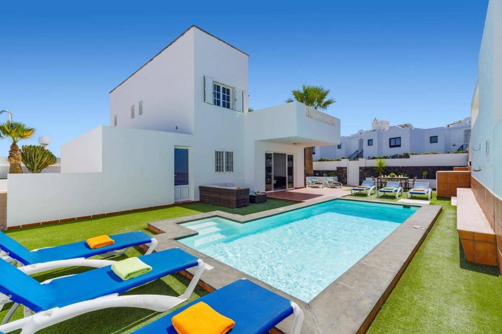 Villa Sol Lanzarote by Villa Plus - 2
