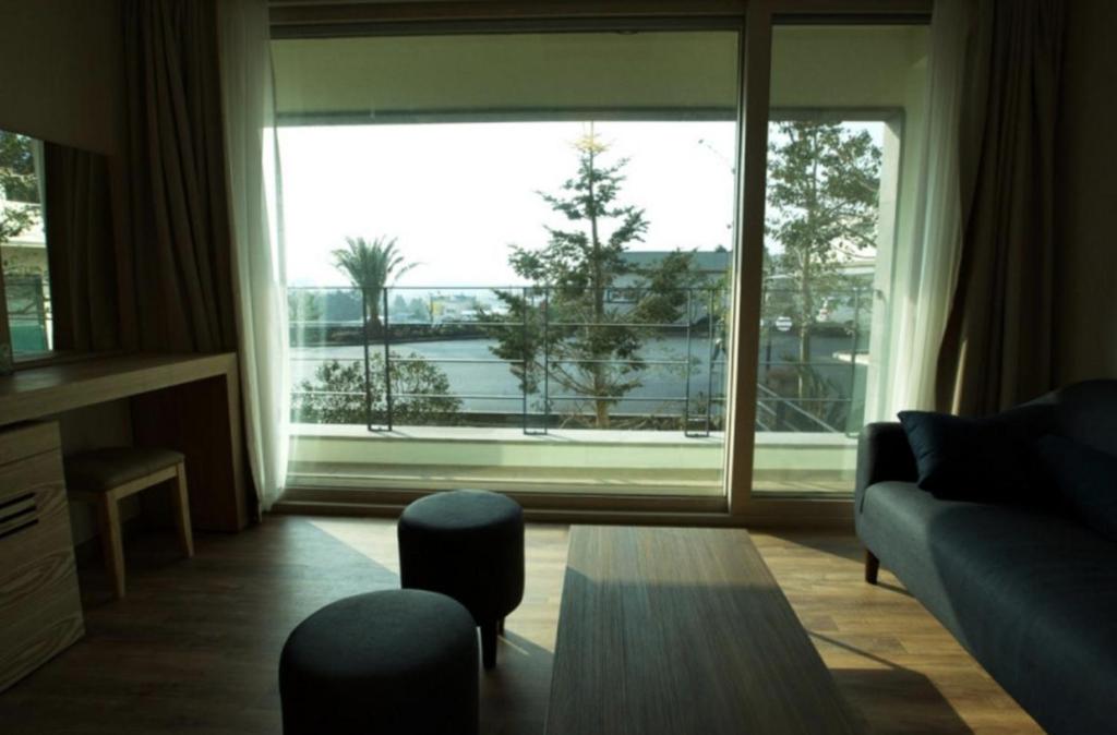 천지연 폭포 이미지