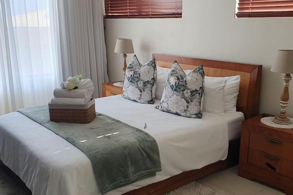 Sunset Sails 2, Langstrand