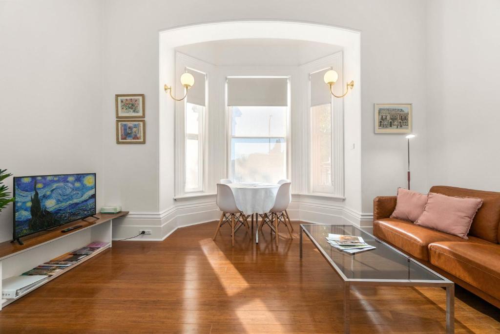 Timeless CBD Sanctuary - 1BR - Heart of Adelaide, Adelaide