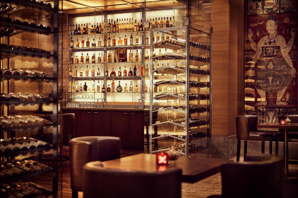 Bar/lounge