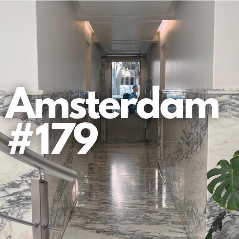 Condesa Residence Amsterdam C Stylish 1 Bedroom, 1 Bathroom Gem on Amsterdam Avenue - 2