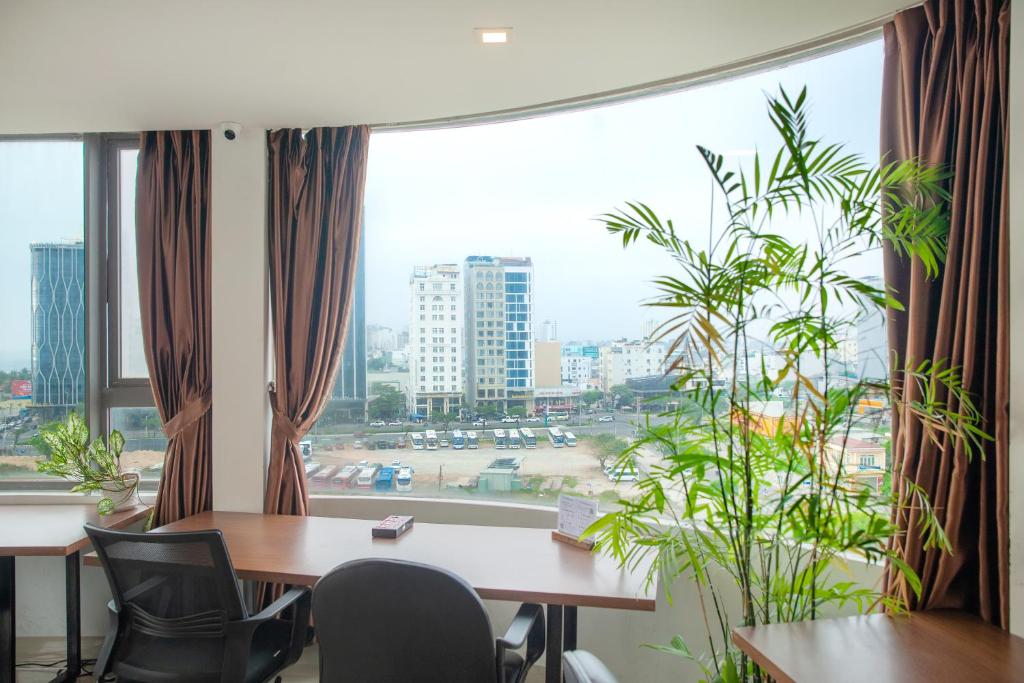 View, Waikiki Beach Hotel Da Nang in Da Nang