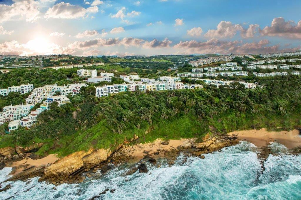 Mini Perissa, Santorini Estate, Ballito