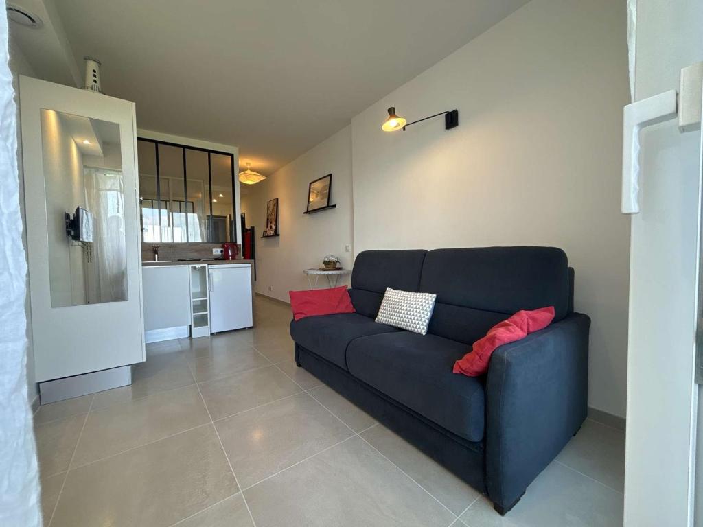 Studio en bord de mer à Royan, parking, TV, tout équipé - FR-1-494-67 - 3