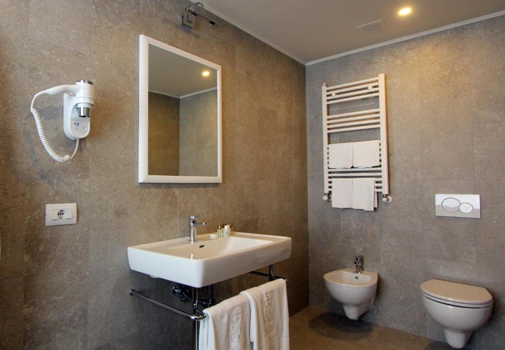 Hotel Caparena — Pokoje in Taormina, Sycylia