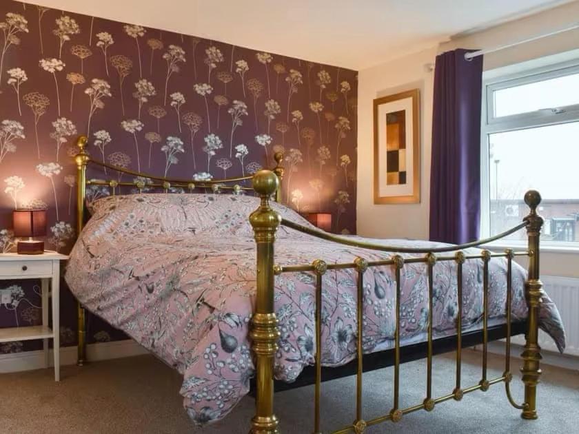 The Garth Whitby, Whitby