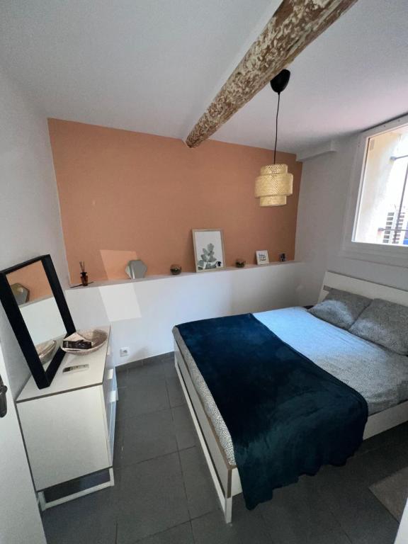 Charmant T2 avec Cour Privée au coeur du Panier centre - Vieux Port - 3