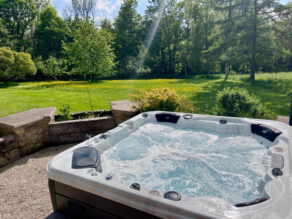 Stillmeadow, Westwood