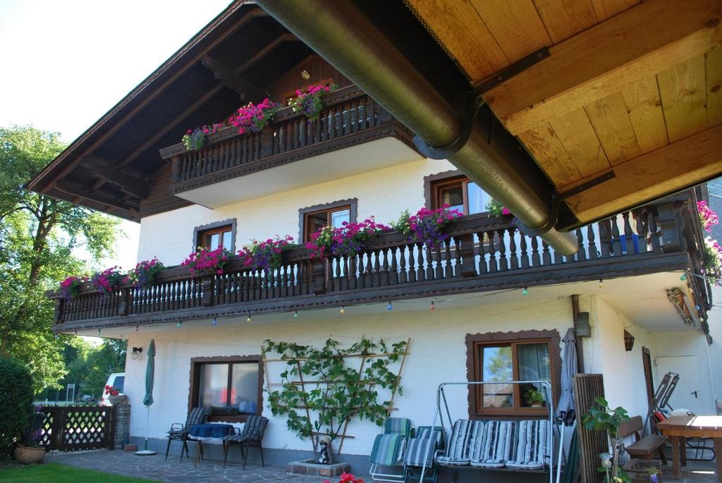 Gastehaus Riki Oberschmid photo