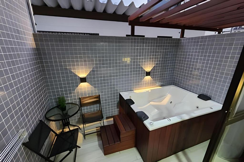 *DBD* Flat com Jacuzzi no Caribessa 102, João Pessoa