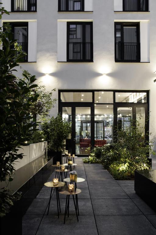 Hotel AMANO Grand Central — Hotel building in Berlin, Berlin