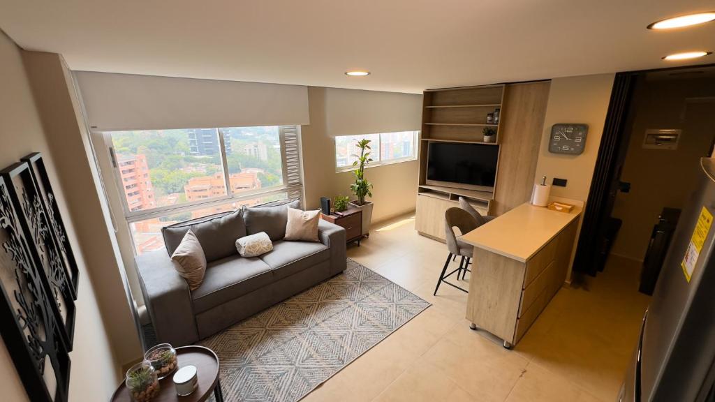 Stylish Apartment Close to Provenza by Hoost - 5