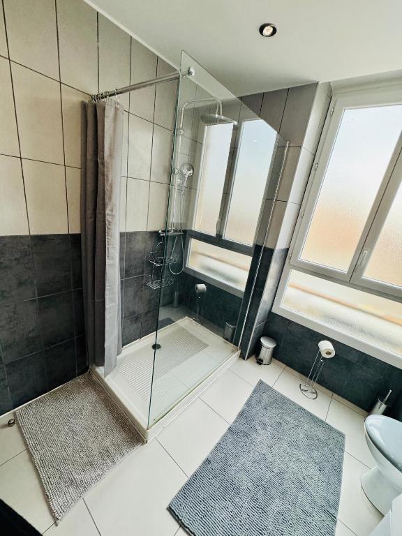 Loft Design Duplex 2 Chambres Terrasse 20 m2 Climatisation momentanément en panne - 5