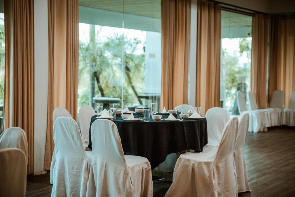 Banquet hall, Tak Andaman Resort & Hotel (Tak) in Tak