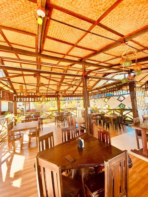 Hill Myna Beach Cottage