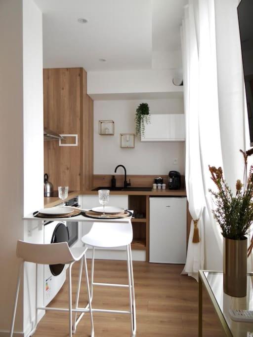 Le Blum Studio *Hyper-Centre* avec *CANAL PLUS* - 2
