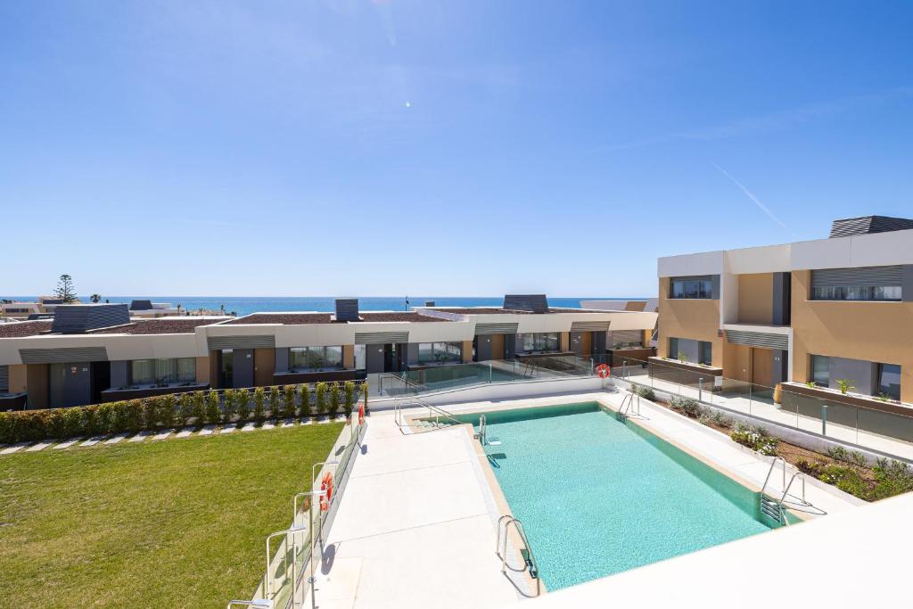Luxury House Chaparral Golf E48 by AORA STAY - 4