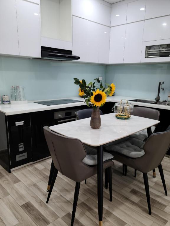Ina apartment - Nera garden Hue