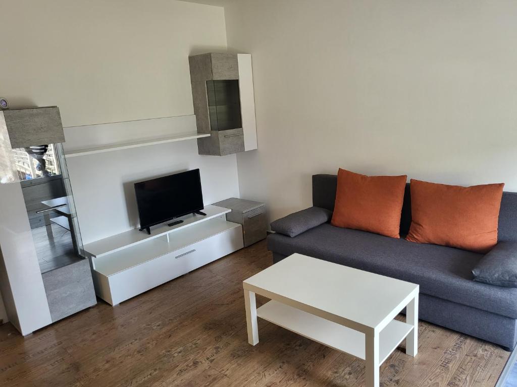 Monteur Apartments - 2