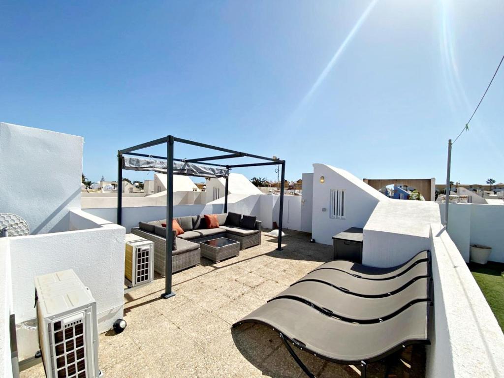Fuentemar Duplex - WiFi, terraza & piscina comunitaria - 2
