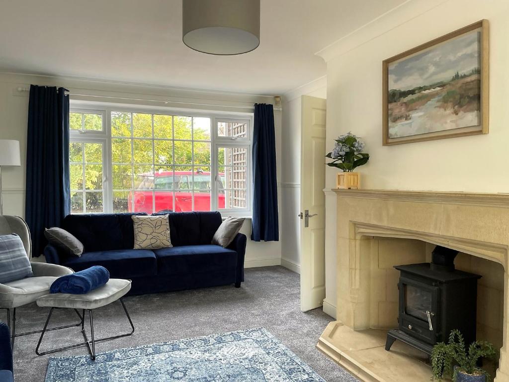 Meadow Lark, Old Somerby