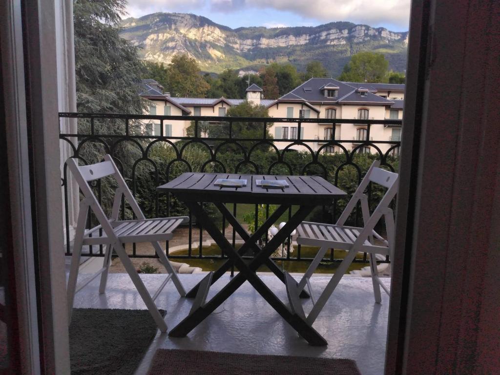 Studio confortable avec balcon à Aix-les-Bains, Aix-les-Bains