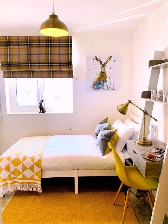 Room at the Inn, Glastonbury