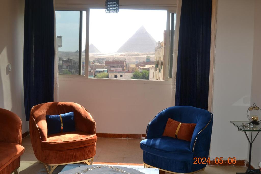 Golden pyramids inn, Káhira