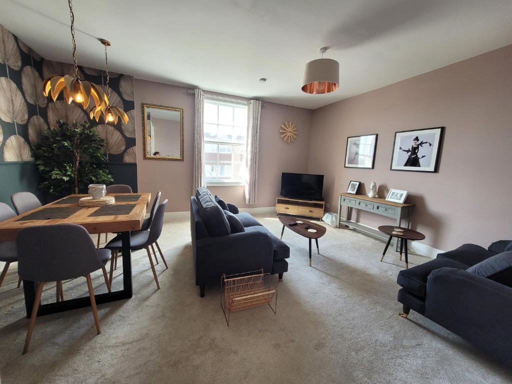 Grove Place - 2 Bedroom apartment Leamington Spa, Leamington