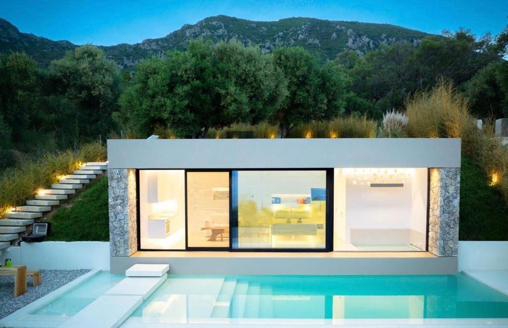 Rouvelas Waterfront Nest, Ágios Matthaíos