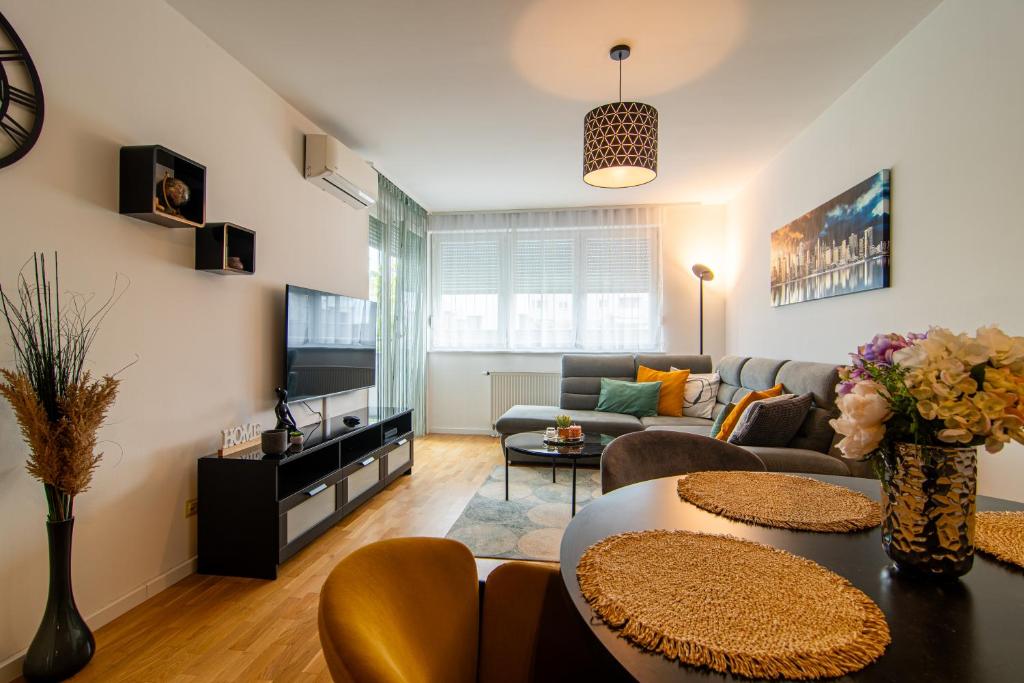 Flexible SelfCheckIns 80 - Zagreb - Garage - Arena - Bedroom - New, Záhřeb