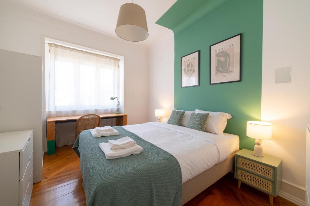 Desterro 4 - Historical four-bedroom apartment, Lisabon