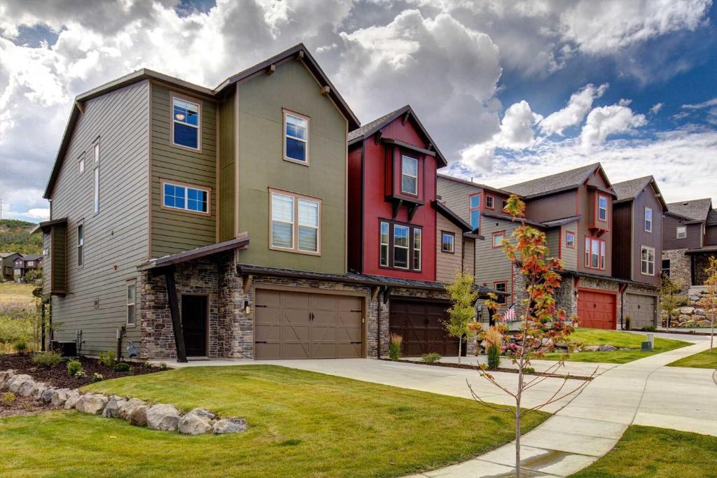 Retreat at Jordanelle 13548 by Moose Management, Park City