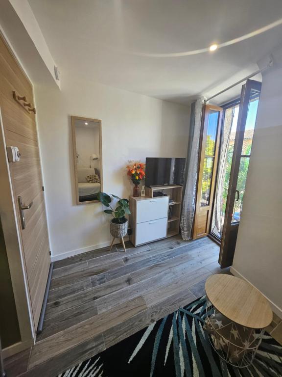 Duplex dans maison de village - 3