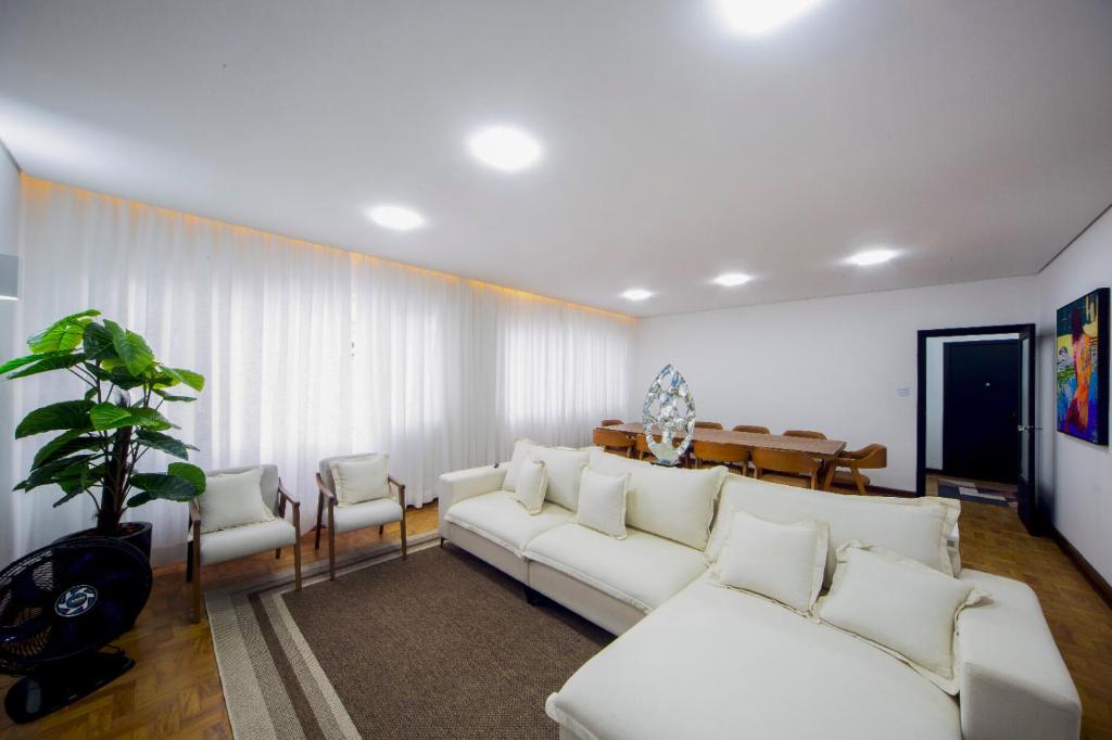 AMPLO APARTAMENTO PAULISTA CONSoLAÇÃO, São Paulo