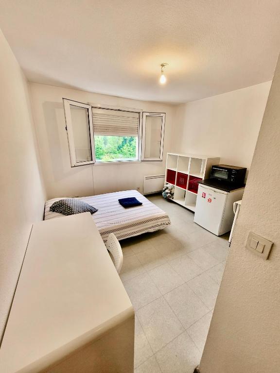 Pratique, Proche Gare & Petit Prix avec Parking, Grenoble