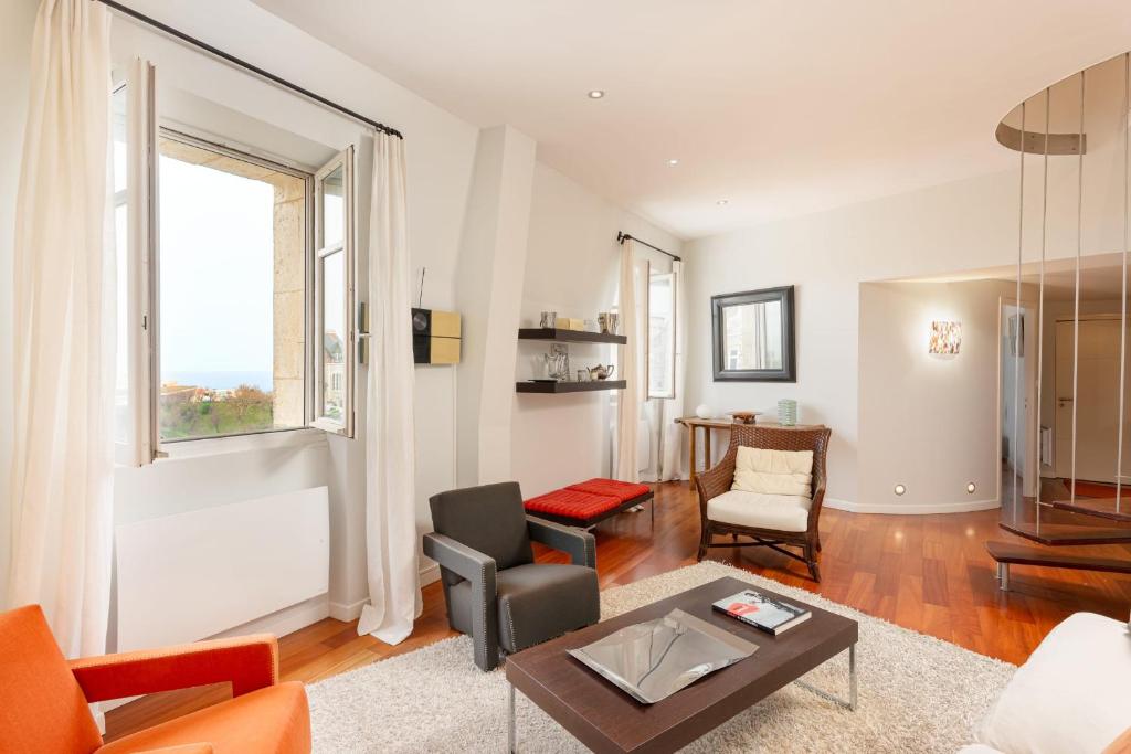 MOANA KEYWEEK Sea view apartment Biarritz downtown - 3