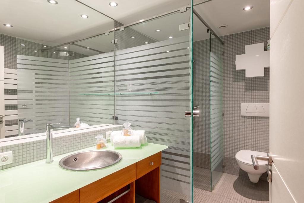 MOANA KEYWEEK Sea view apartment Biarritz downtown - 4