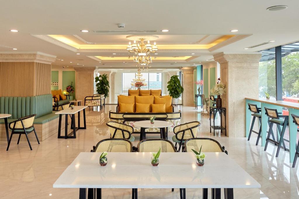 Union Inn+