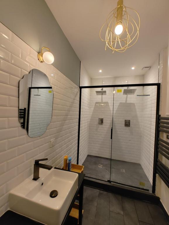 Charmant logement avec 2 chambres jusqu'à 6 voyageurs proche centre ville - 4
